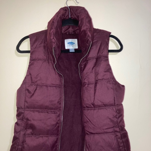 Vest - Picture 1 of 4